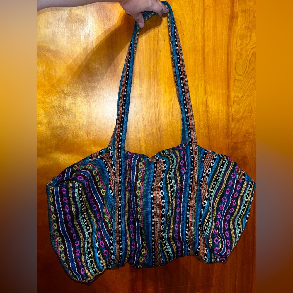 Vintage III Parcel Tapestry Weave Multicolor Duffle Bag - Picture 2 of 4